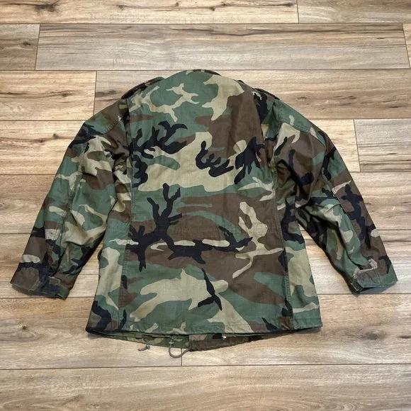 Army Camouflage Cold Weather Field Coat Jacket MEDIUM Reg Full Zip Hidden Hood - Picture 12 of 13